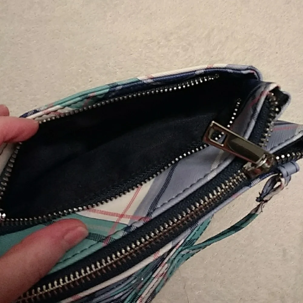 Plaid RFID-Blocking Crossbody Wallet